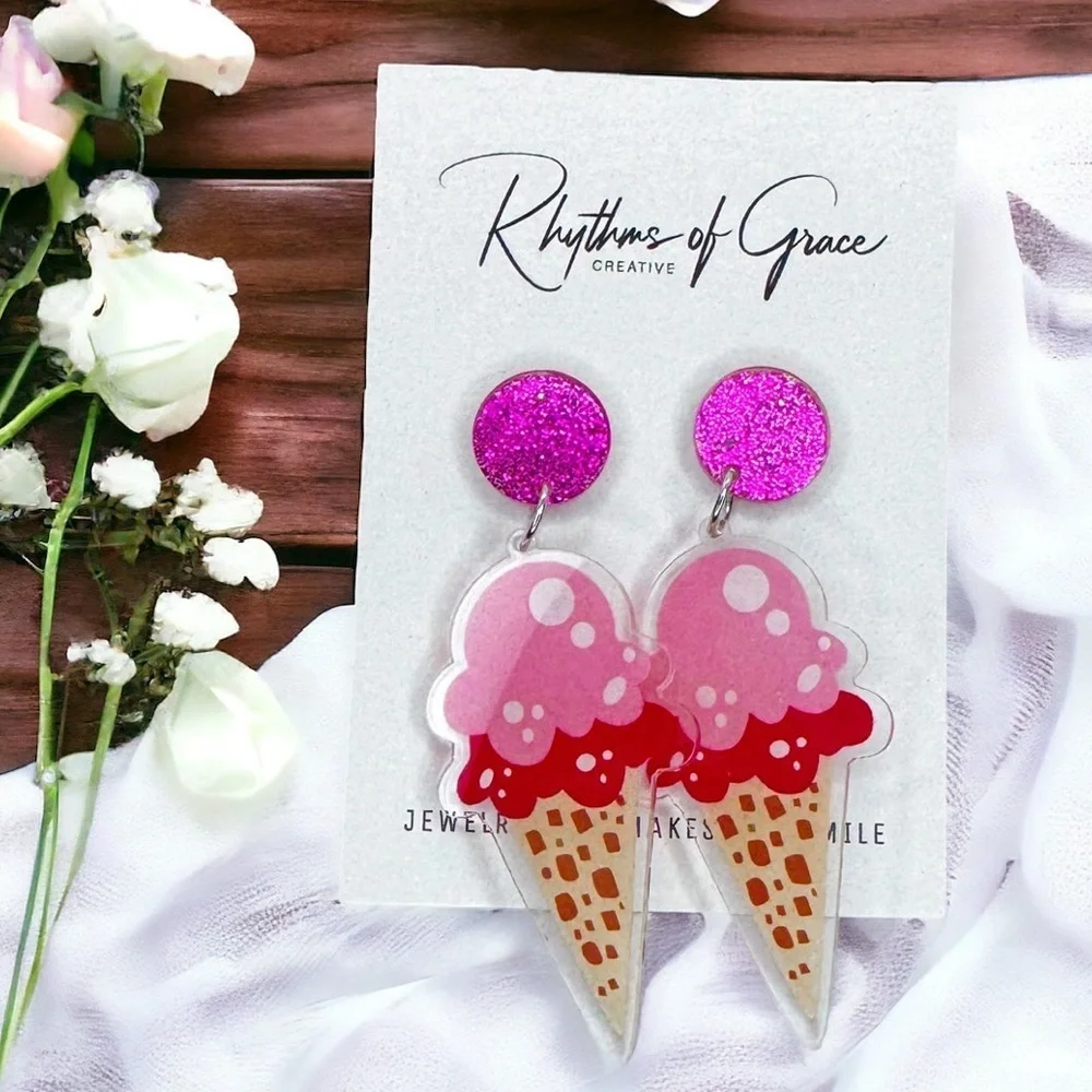 Sweet Treat for Your Ears! NWT Handmade Ice Cream Cone Earrings - Fun Jewelry!